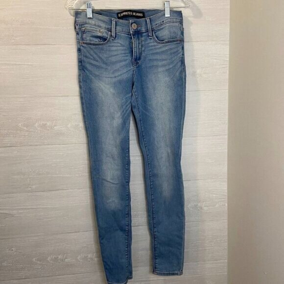 Express Jeans Women’s Classic Mid‎ Rise Denim Jeans Leggings with Back Pockets - Picture 4 of 6